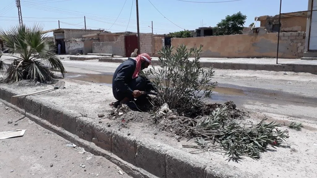 بإمكاناتها القليلة قدمت أعمالاً خدمية لأهالي المنطقة