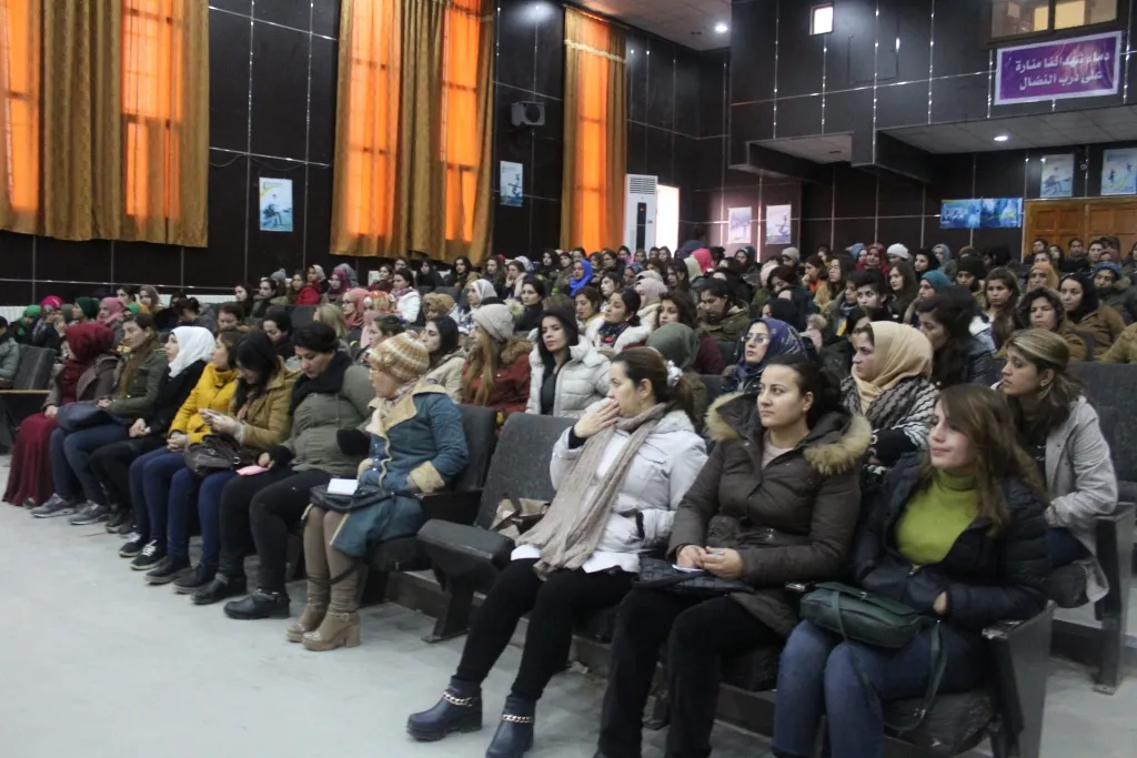 ندوة حوارية تركز على دور المرأة في التصدي للاحتلال