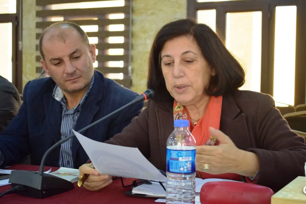 الإدارة الذاتية في شمال وشرق سوريا تصادق على شعارها