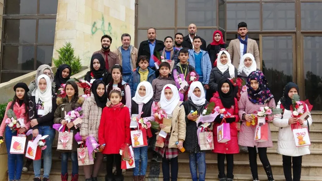 بلدية الشعب تكرم التلاميذ المتفوقين في الرقة
