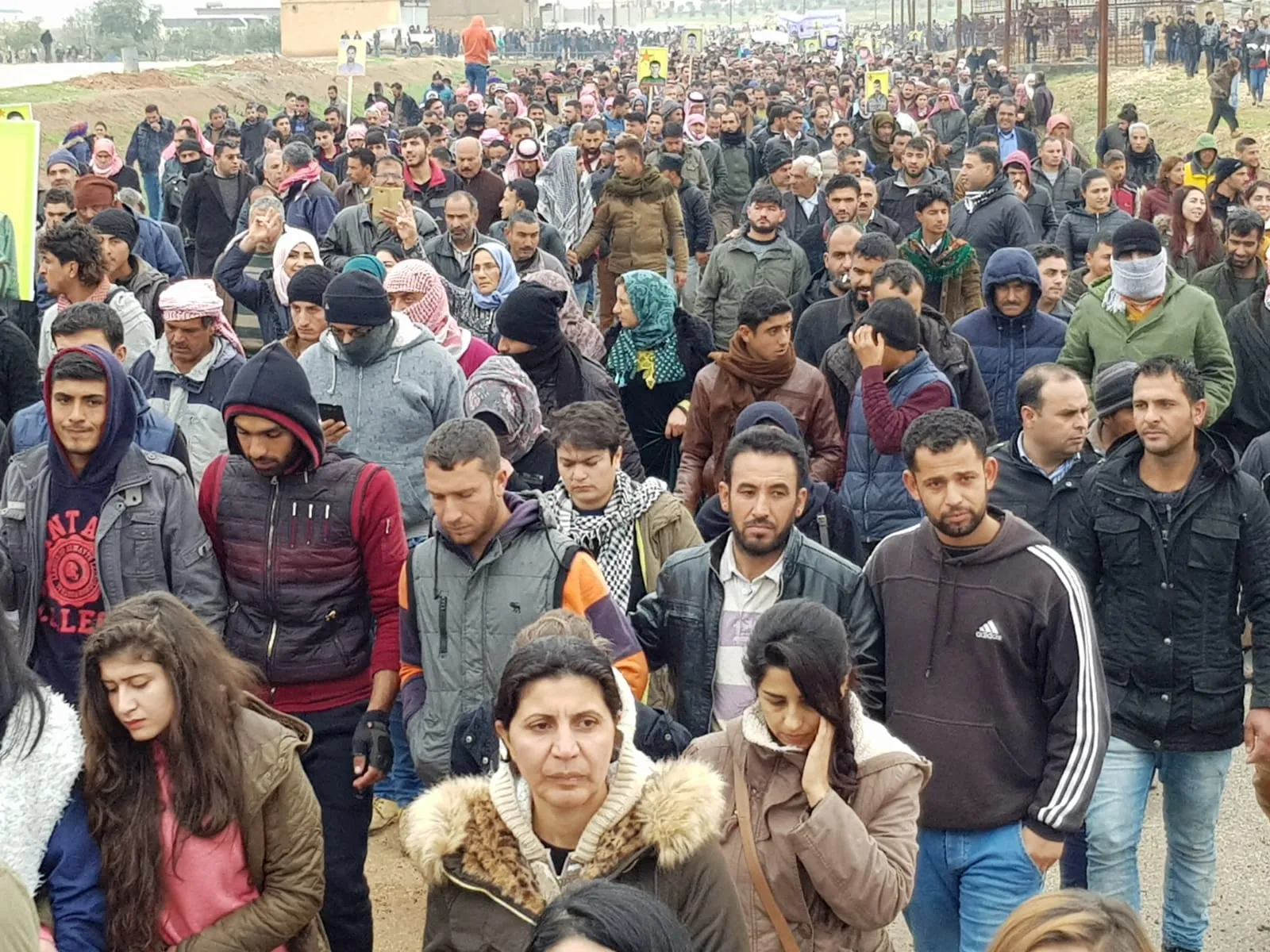 شعب شمال وشرق سوريا يطالب بحظر جوي ونشر جنود حفظ السلام في المنطقة