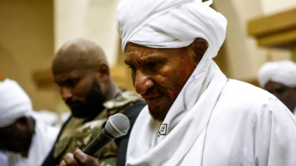 زعيم حزب الأمة السوداني المعارض يتحدث عن سقوط 22 قتيلاً في التظاهرات الأخيرة