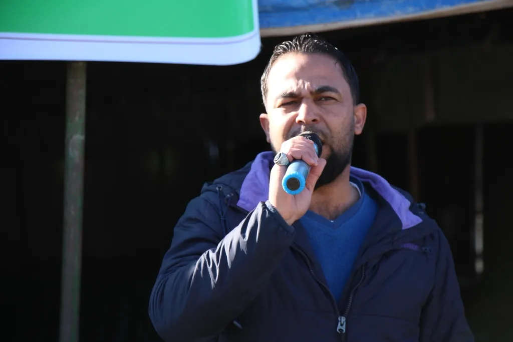 " من دماء شهدائنا نستمد شرعيتنا بالدفاع عن هذا البلد"