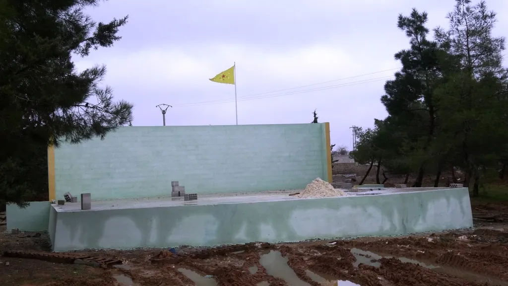 بالرغم من سوء الأحوال الجوية.. تقدم الخدمات دون توقف
