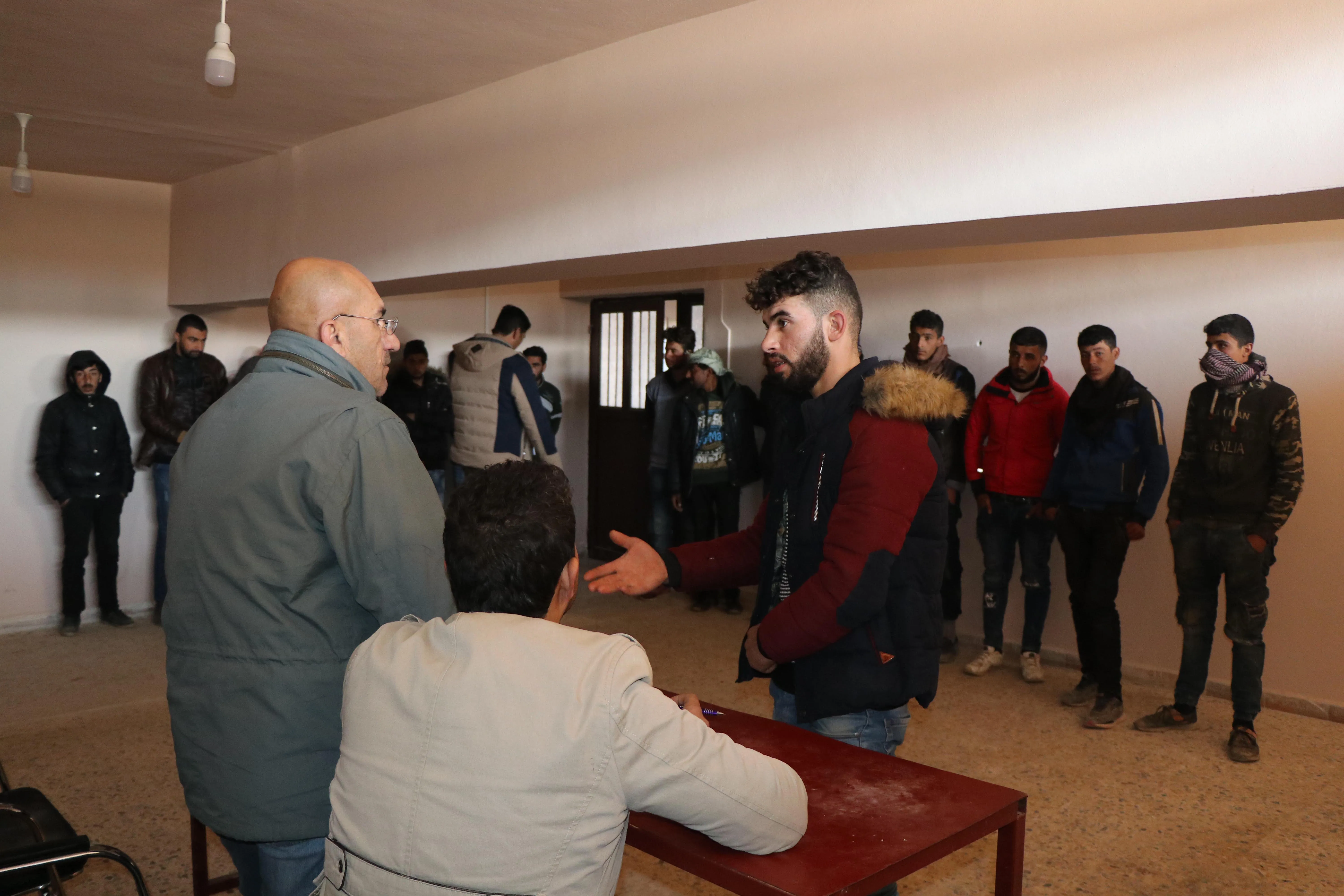 تشكيل "لجنة إخلاء السبيل" للبت في أوضاع الملتحقين بالدفاع الذاتي