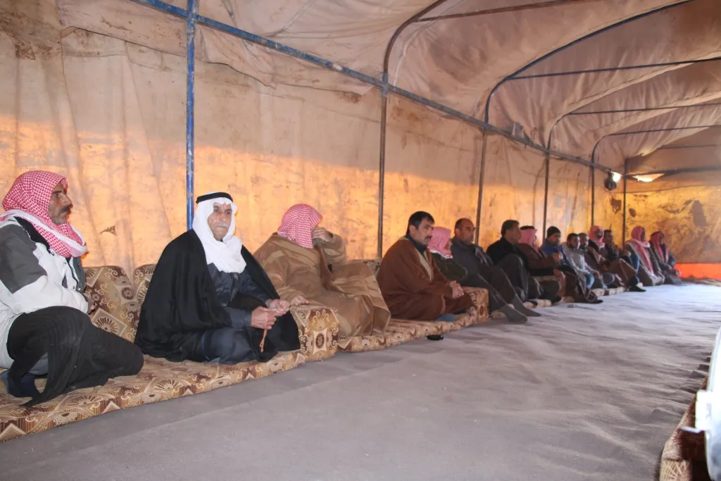 ذوي ضحايا تفجير منبج ينصبون خيم عزاء