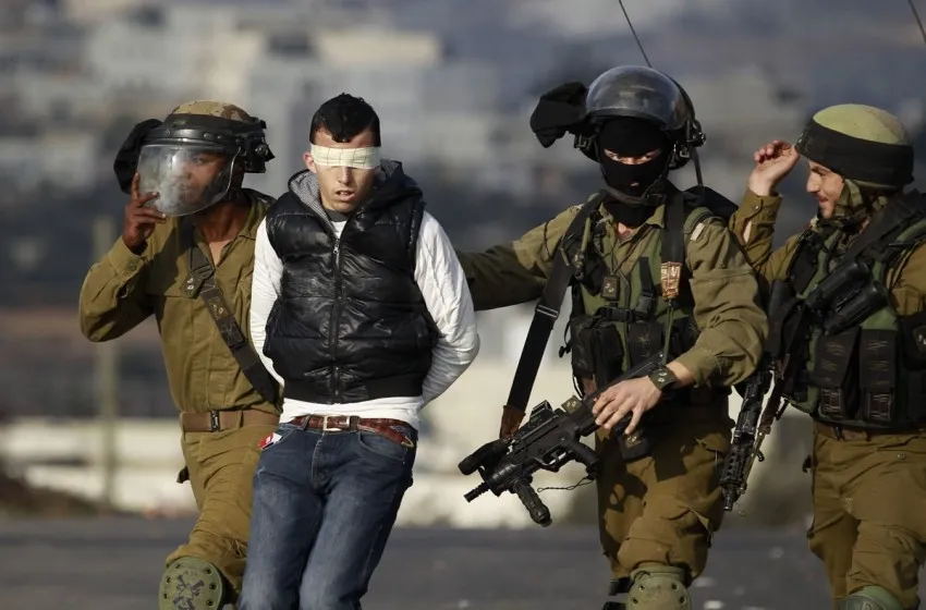 الجيش الإسرائيلي يعتقل 18 فلسطينياً ويصادر أموال ومركبات