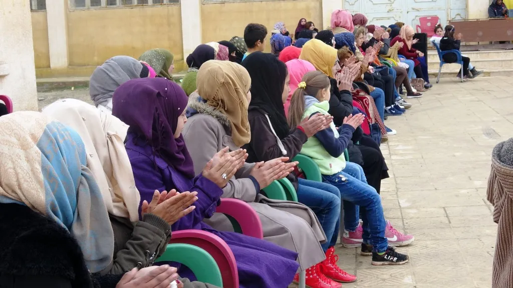 أهالي أبو خرزة يتضامنون مع المعتصمين ويؤكدون رفضهم للتهديدات التركية