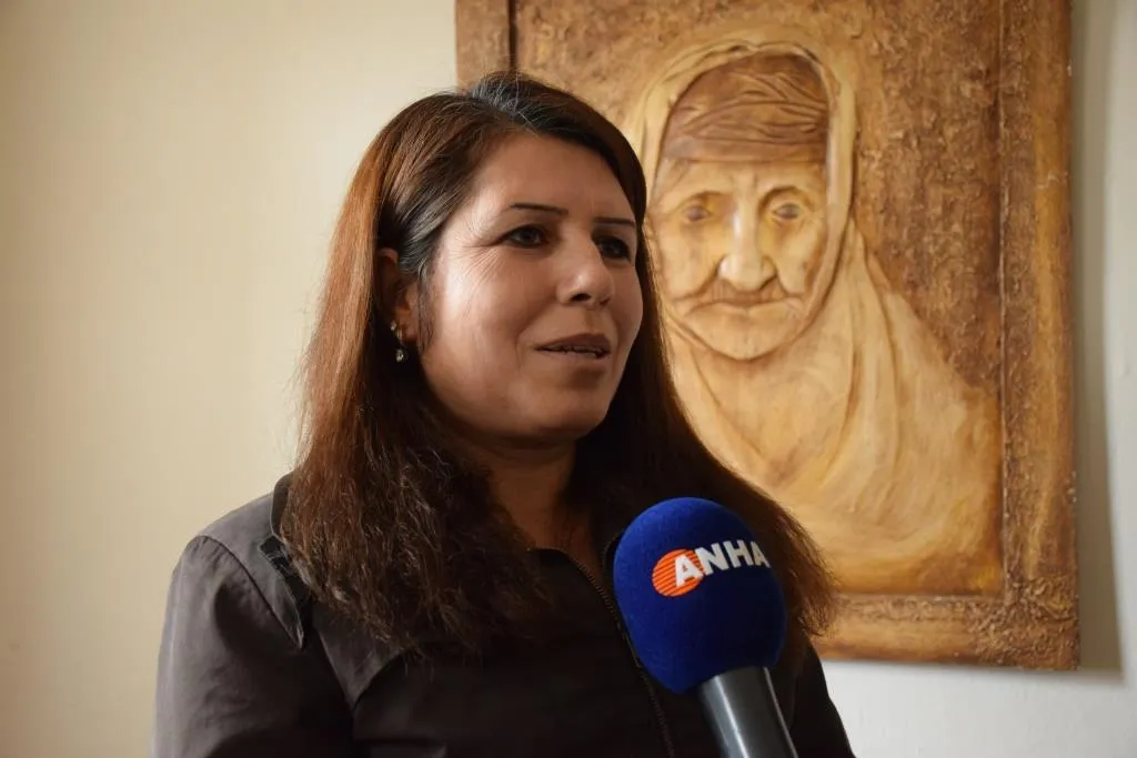 لجنة KNK روج آفا  تواصل زيارة الأحزاب السياسية