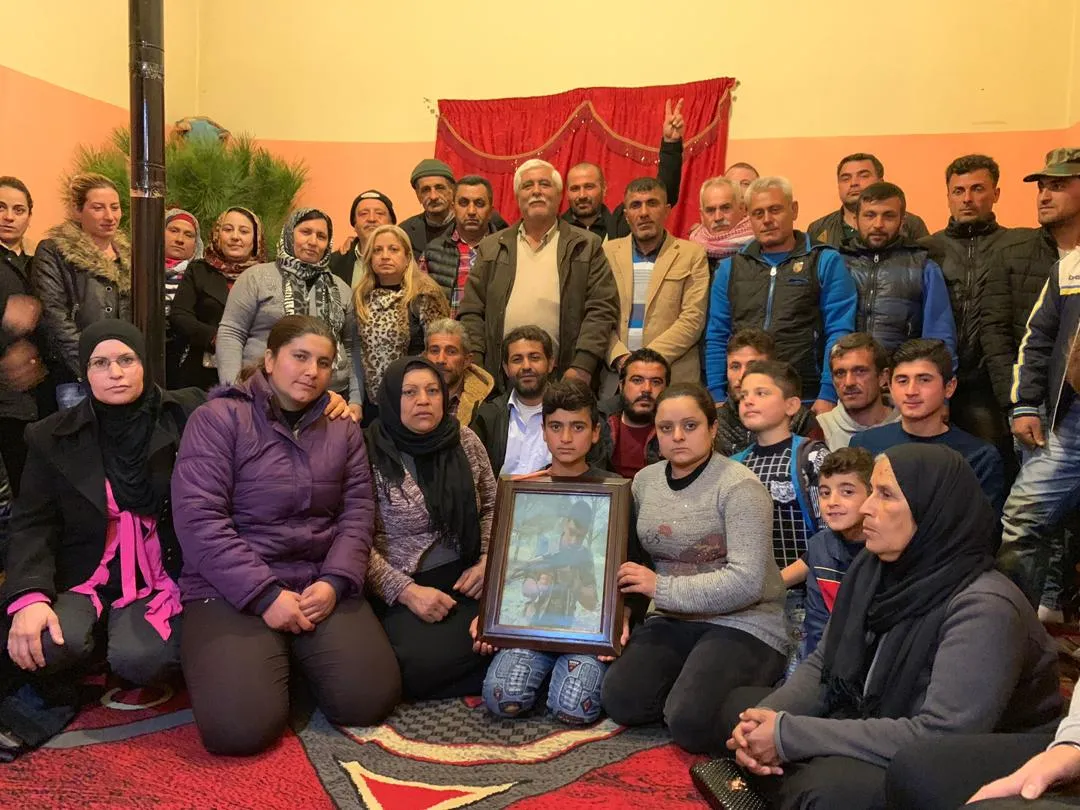 الجالية الكردية في لبنان يشجبون العدوان على عفرين ويتضامنون مع ليلى كوفن