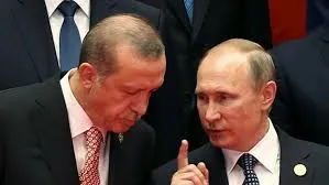 أردوغان يصل إلى موسكو وملفات صعبة بانتظاره