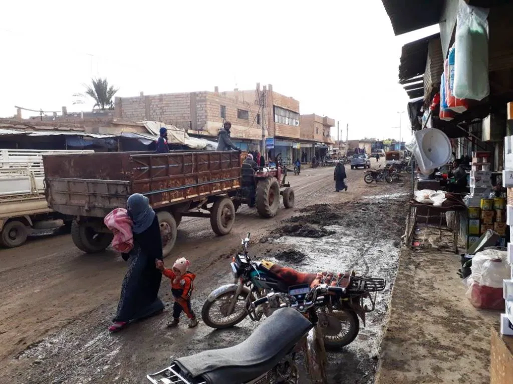 لجنة الخدمات تطلق المرحلة الثانية من حملة النظافة في دير الزور