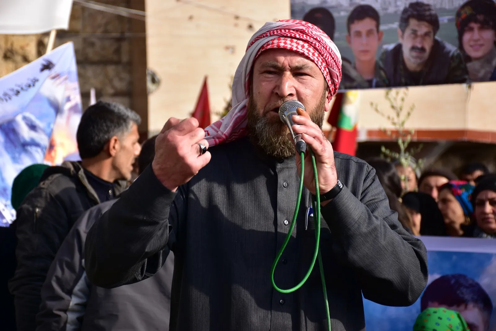 هتافات من حلب "تحرير عفرين خيار لا عودة عنه"