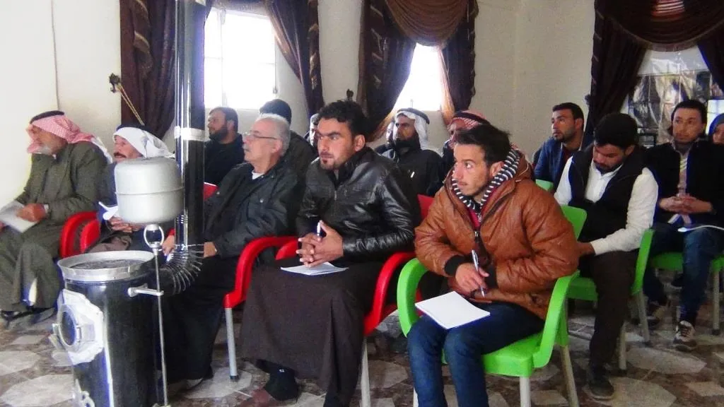 افتتاح دورة تدريبية انضم إليها أعضاء المؤسسات في دير الزور