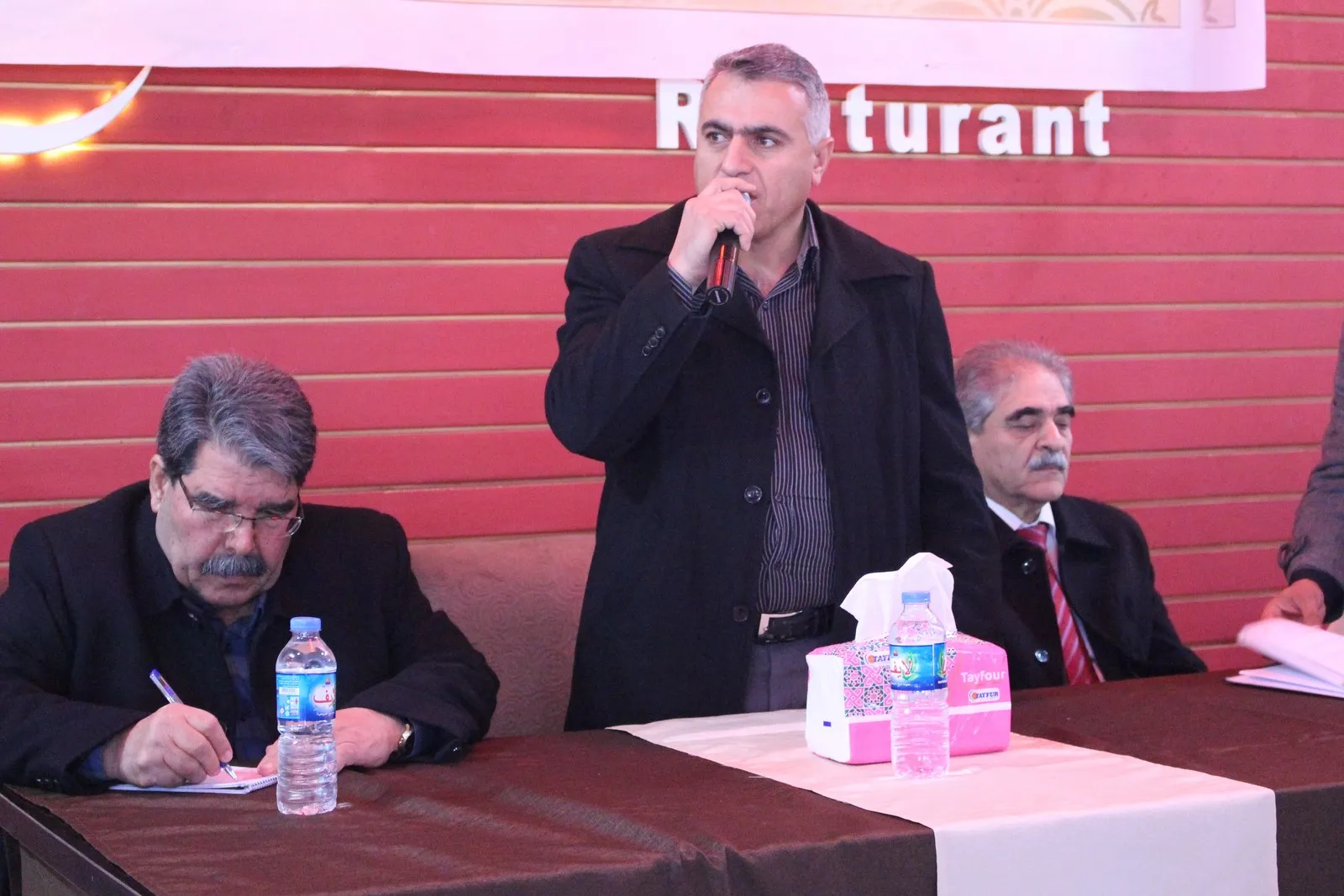 عشائر الحسكة: نؤكد على الحوار السوري – السوري ويجب التكاتف ضد الاحتلال