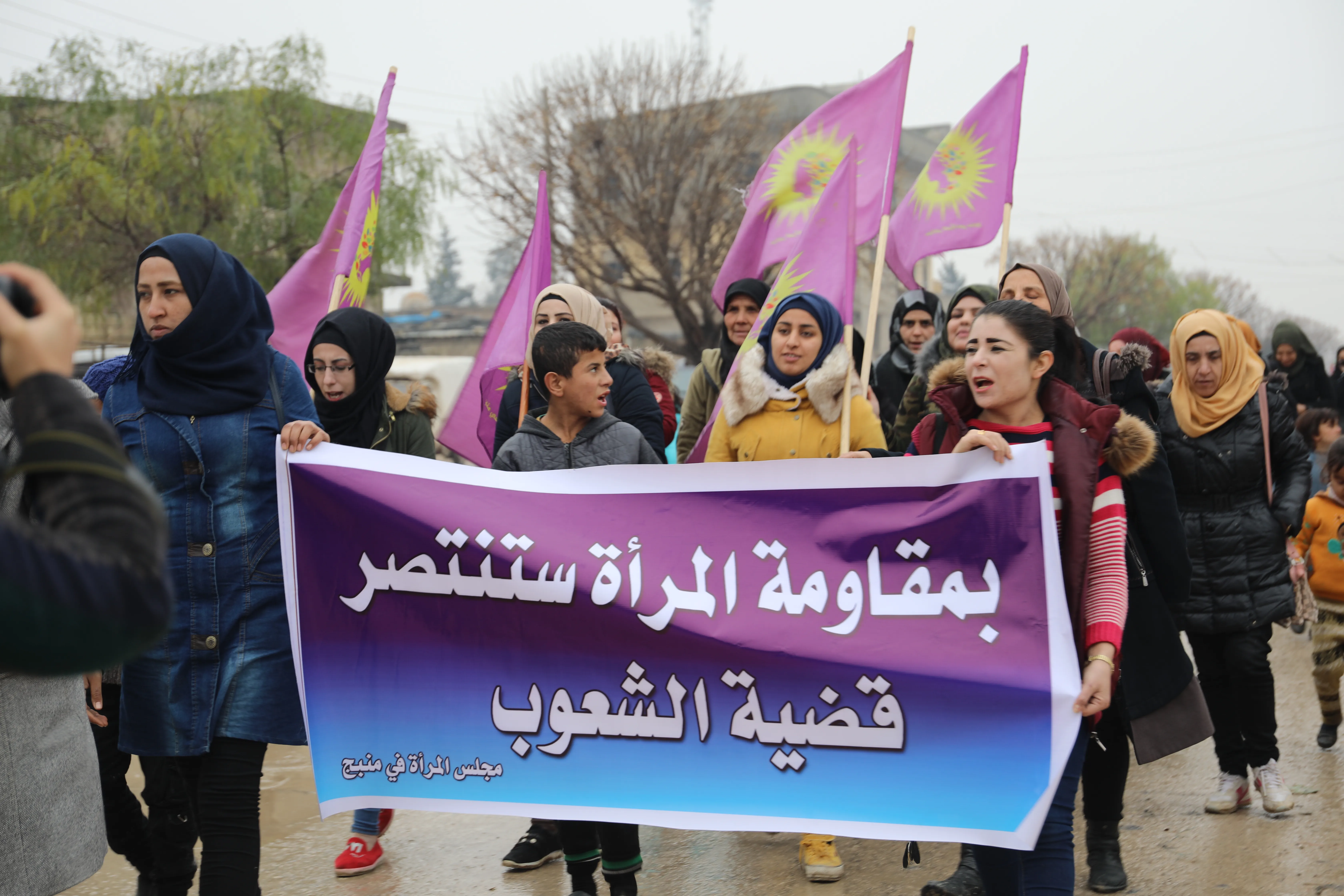 أهالي منبج يواصلون رفضهم للتهديدات التركية