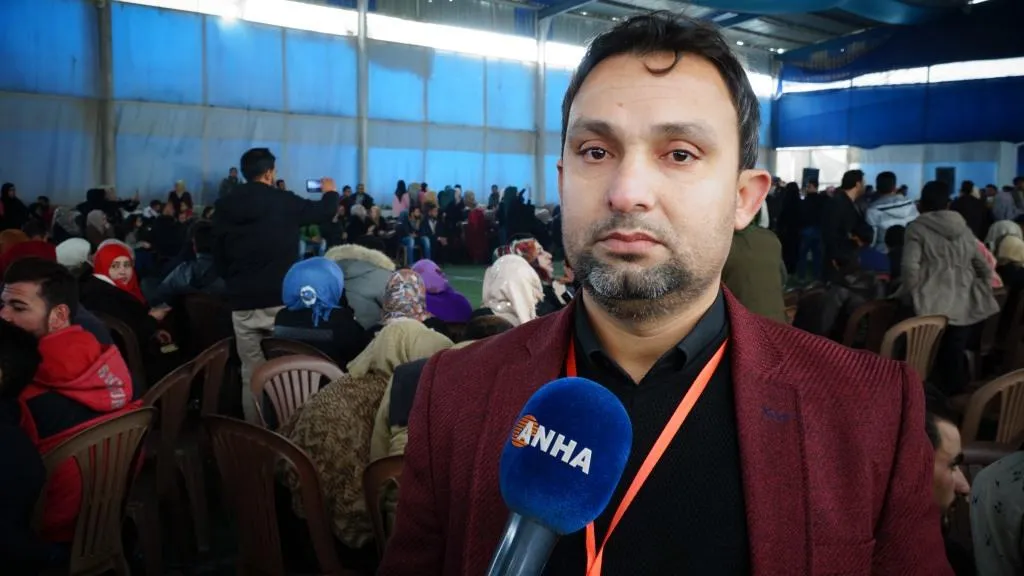 معلمو ومعلمات الرقة يحتفلون بقدوم العام الجديد