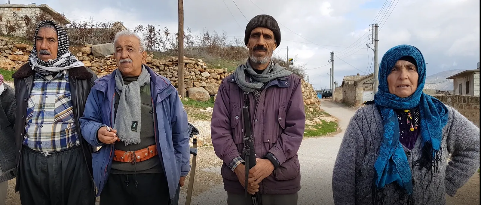 جنديات مجهولات في جبهات مقاومة العصر