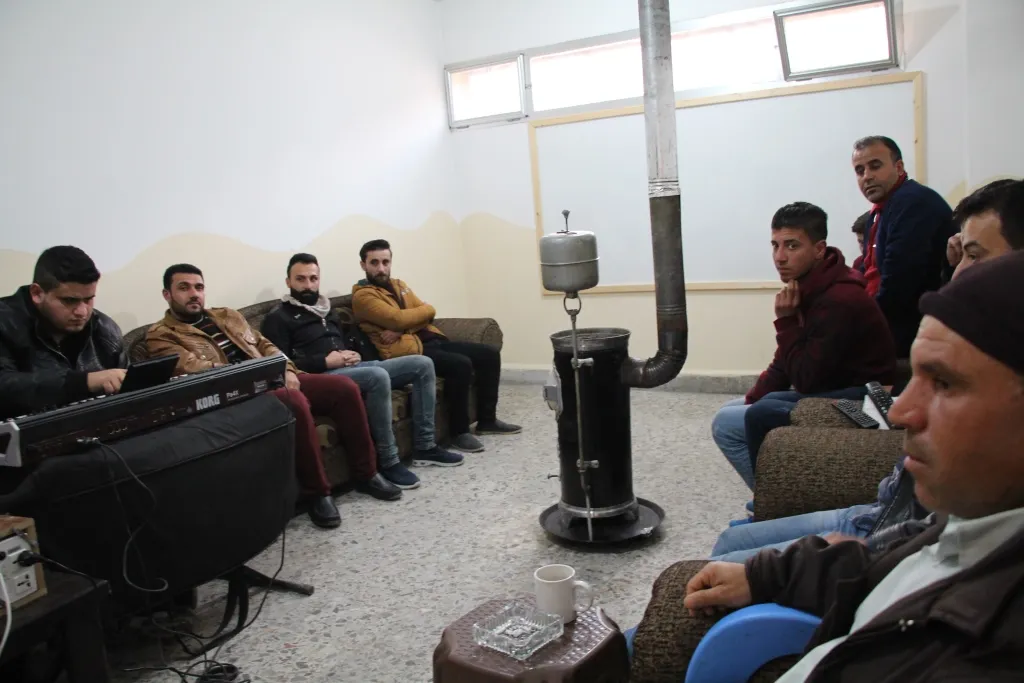 مركز الثقافة والفن في منبج يصقل مهارات الفنانين الشعبيين 