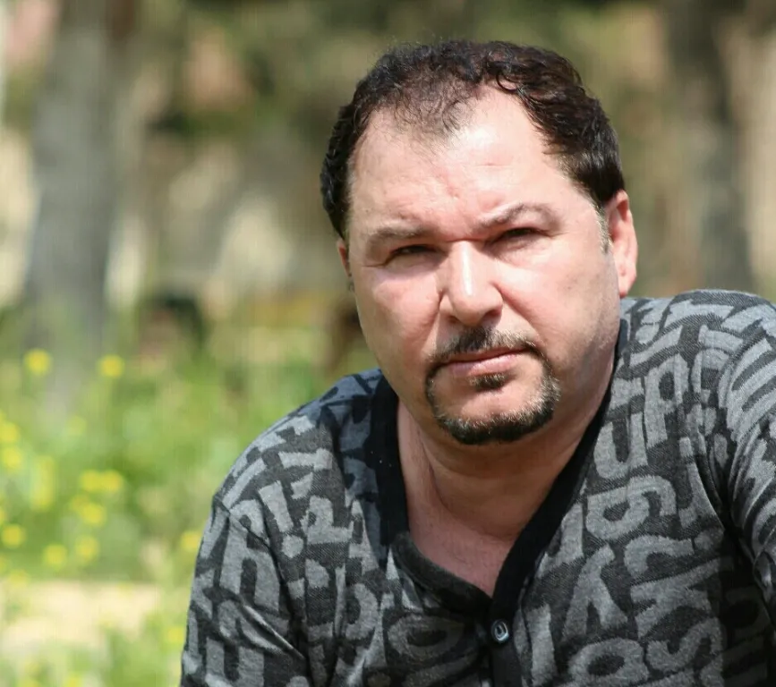 الفنان ريبر وحيد: على كل فنان أن يكون سلاحاً في وجه العدو
