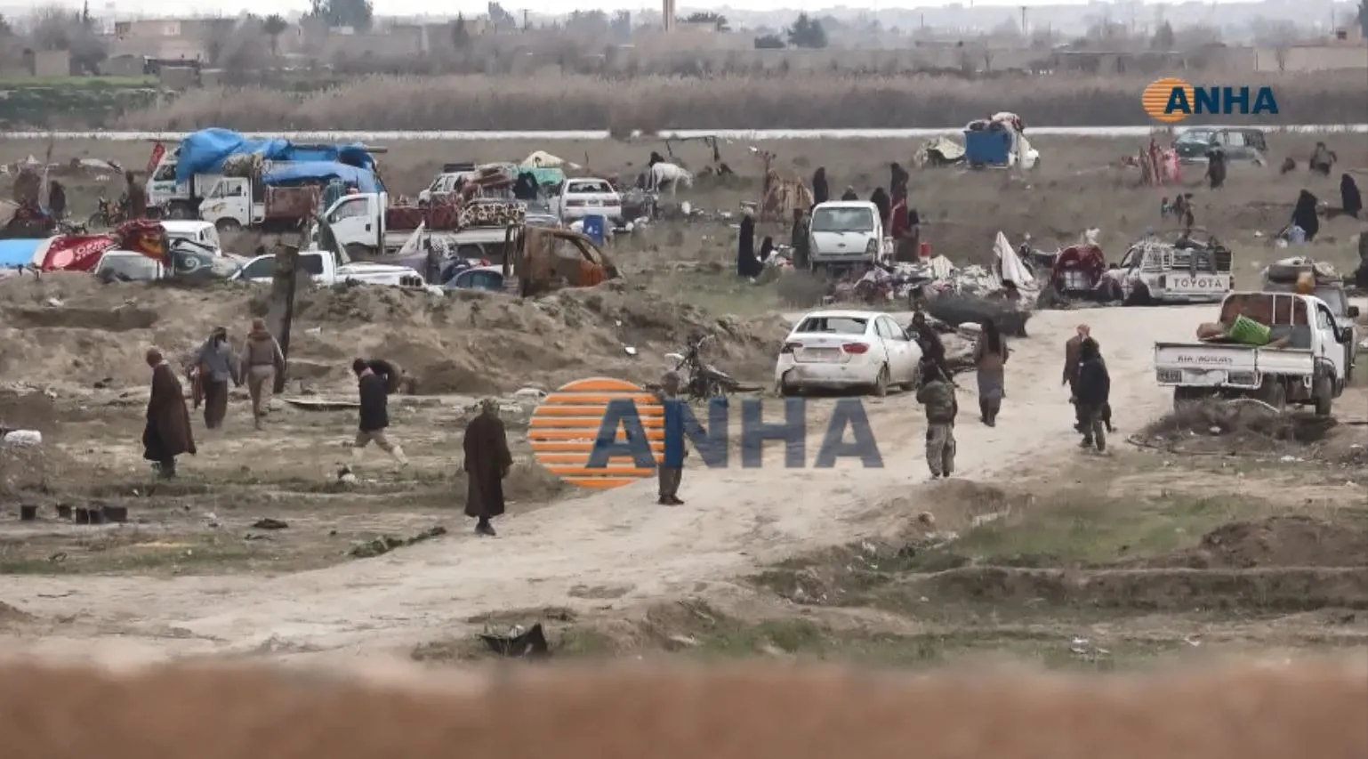 وكالتنا تصل لآخر نقطة حوصر فيها مرتزقة داعش التي تحتجز مدنيين كدروع بشرية