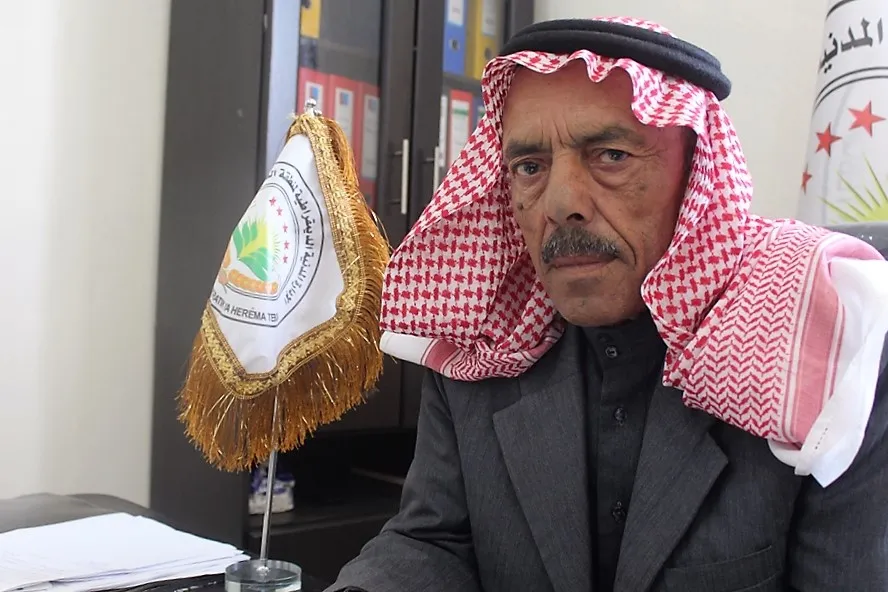 البدء بتنفيذ قرار منع تصدير المواشي في الطبقة