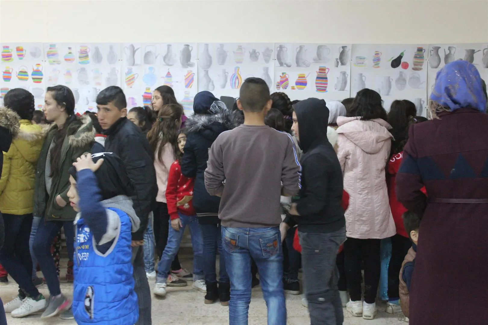 معرض لرسومات الأطفال بمشاركة 48 طفلاً