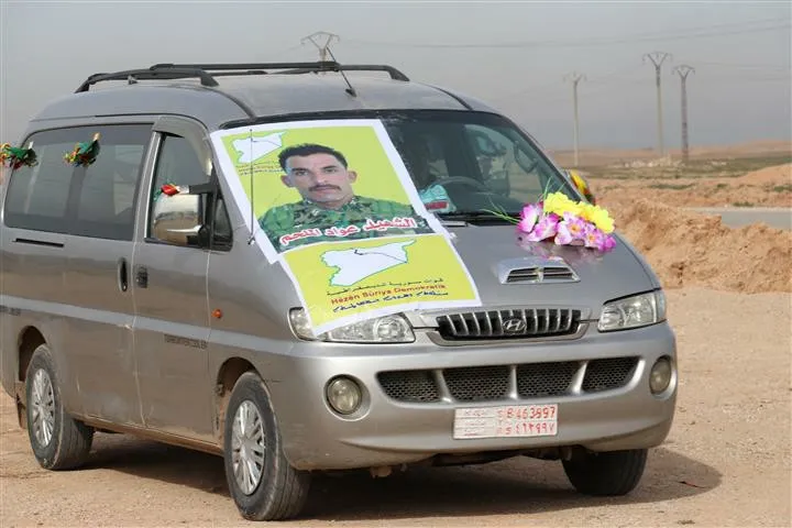 جثمان الشهيد عواد الملحم يوارى الثرى في مزار الشدادي