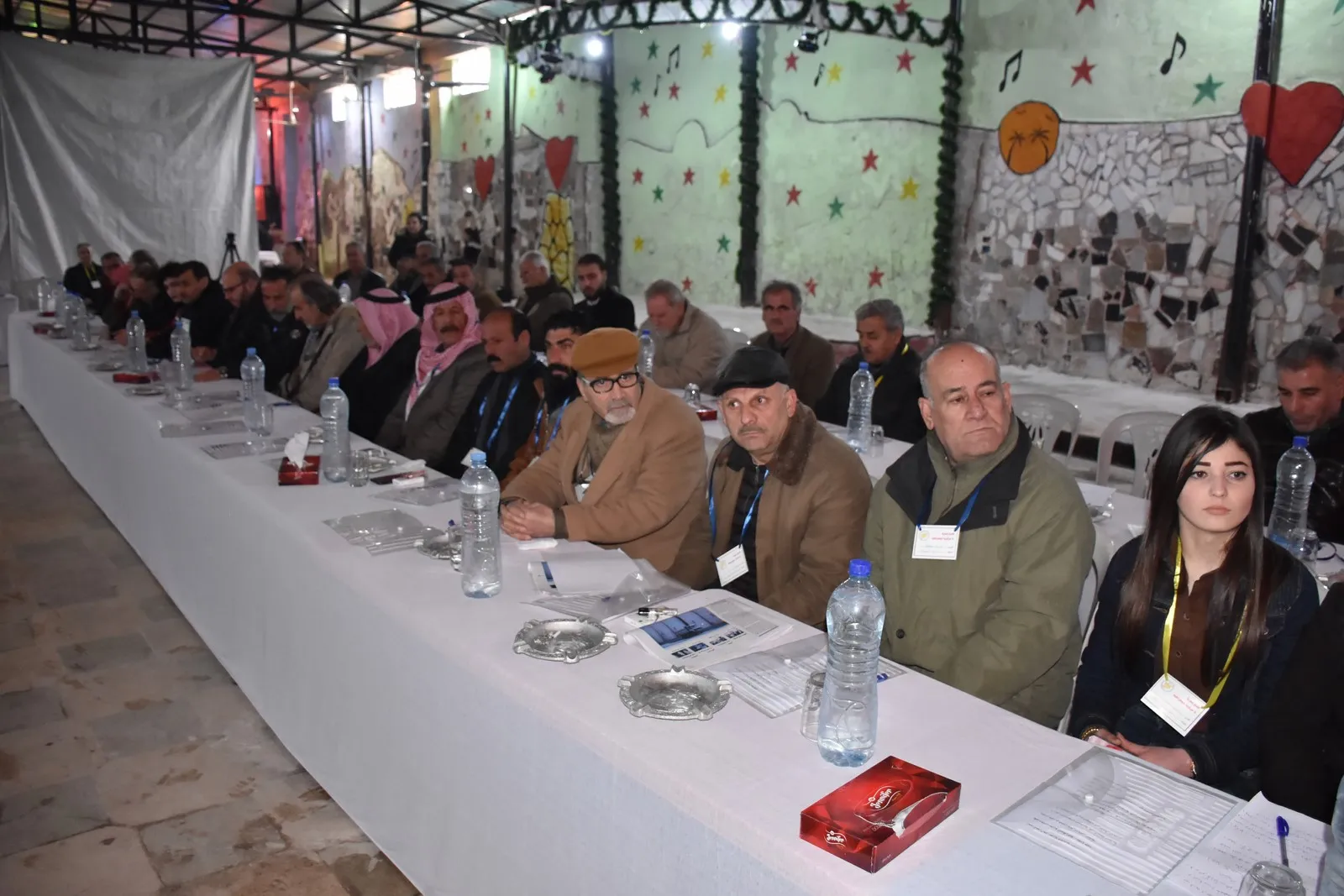 تحت شعار "نحو سوريا لا مركزية ديمقراطية" انطلق المنتدى الحواري في حلب