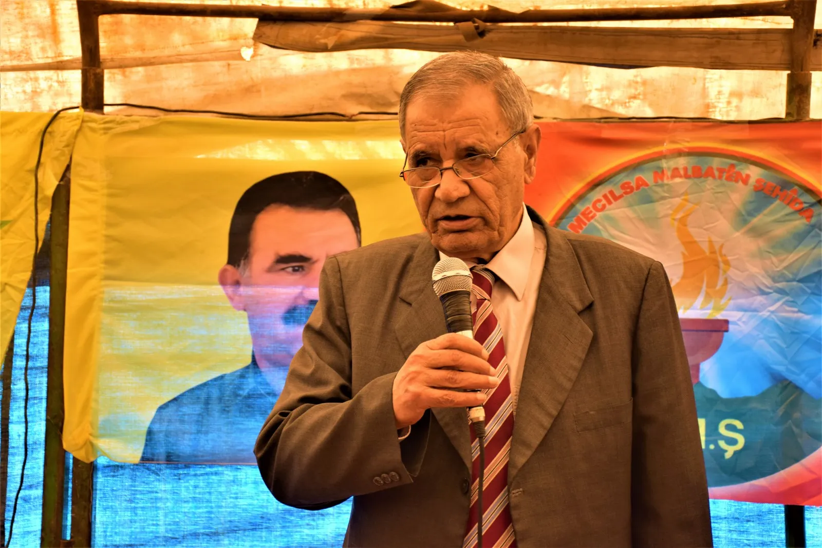 'دحر داعش شرف كبير لأبناء شمال وشرق سوريا'