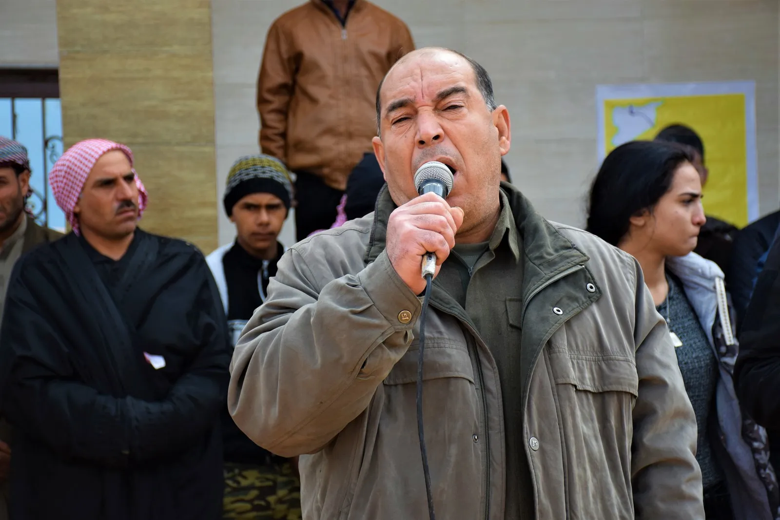 في مراسم الشهيد سيف "داعش يهزم وعلينا أن نكون يقظين من الخلايا النائمة"