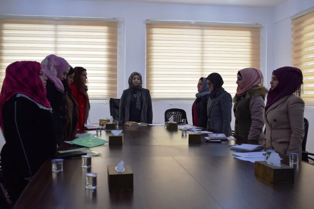 هيئة المرأة تناقش آليات إزالة الفكر الداعشي لدى النساء المحررات حديثاً