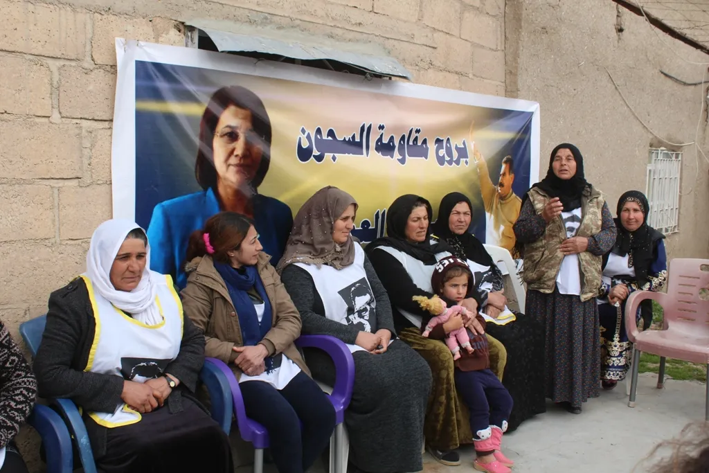أهالي قرية جارودية يضربون عن الطعام تضامناً مع ليلى كوفن ورفاقها