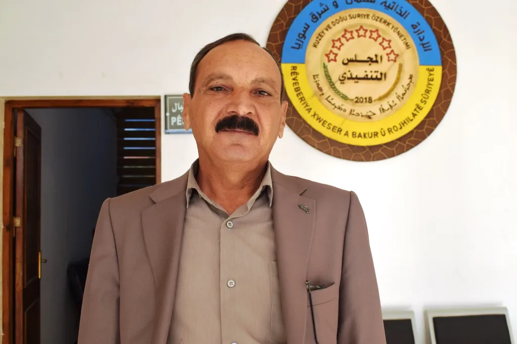 وفد من شنكال يزور شمال وشرق سوريا ويبارك انتصارات ق س د