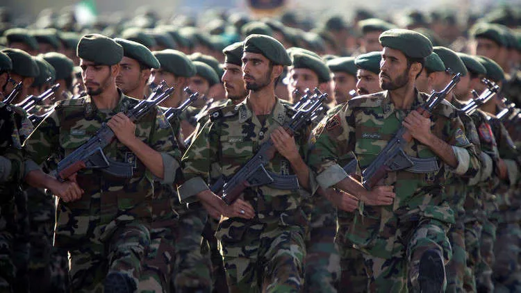 مقتل 20 من الحرس الثوري وإصابة 20 آخرين وجيش العدل يتبنى التفجير