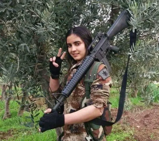 فيان صوران.. المناضلة التي وفت بوعدها لبلد الزيتون