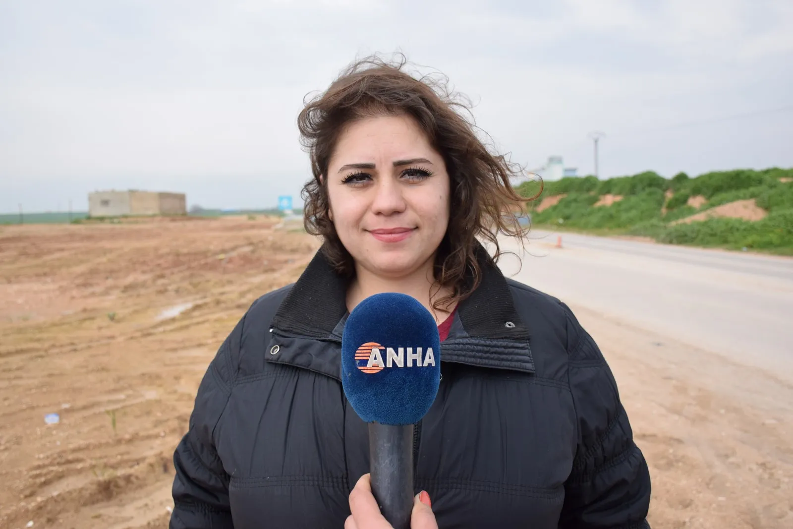 زيارة لمزار الشهداء وتوزيع الهدايا بمناسبة 8 آذار
