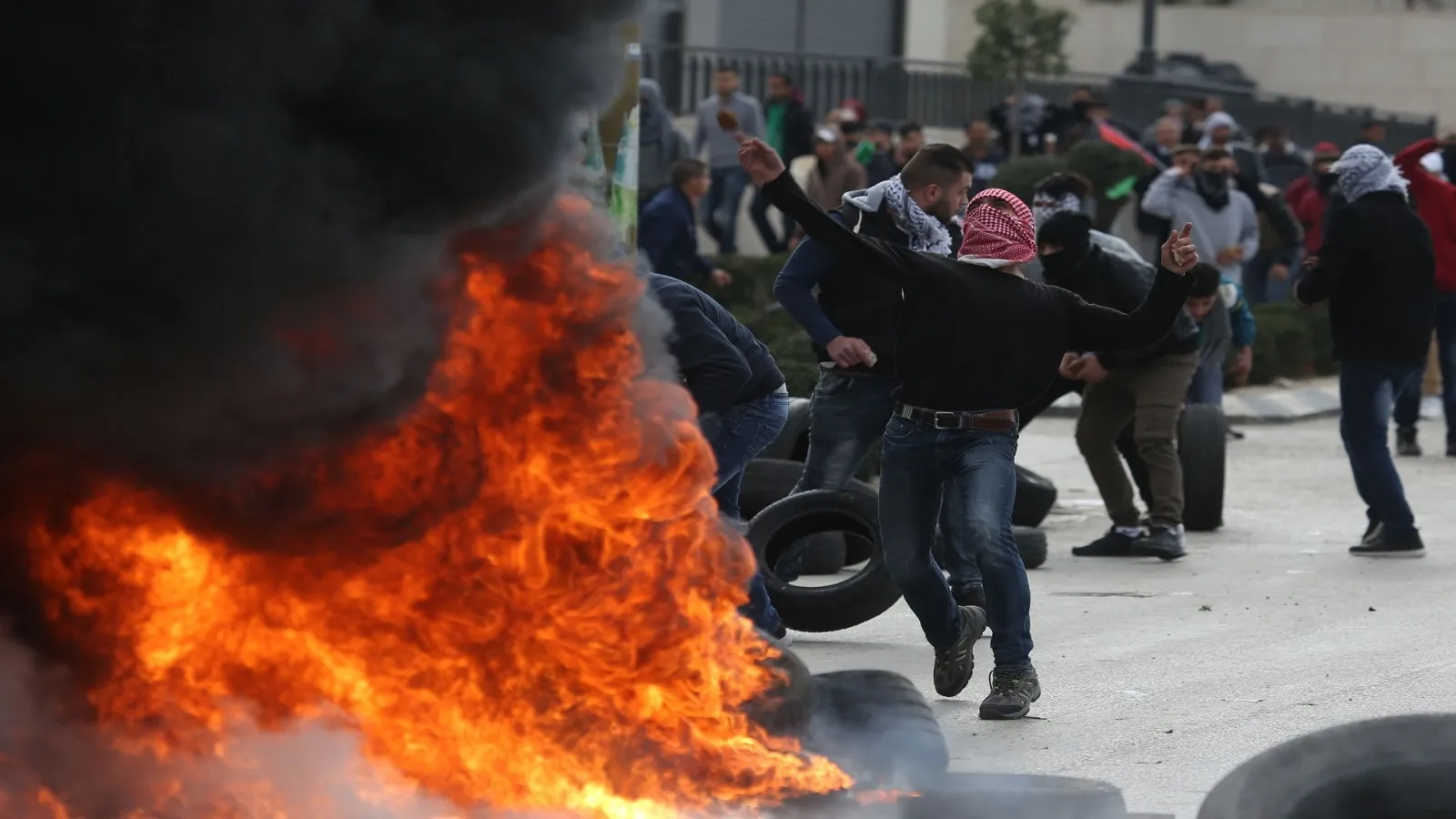 محلل: أربعة عوامل ستفجر الأراضي الفلسطينية