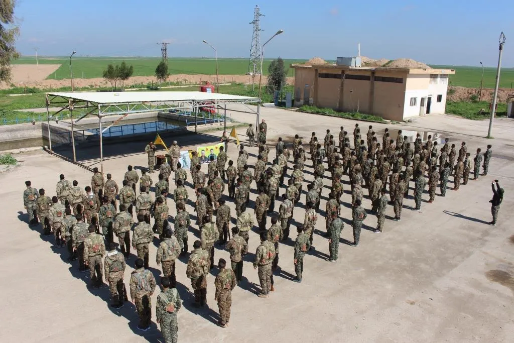 أكاديمية الشهيد شيار العسكرية تخرج دورتها الأولى