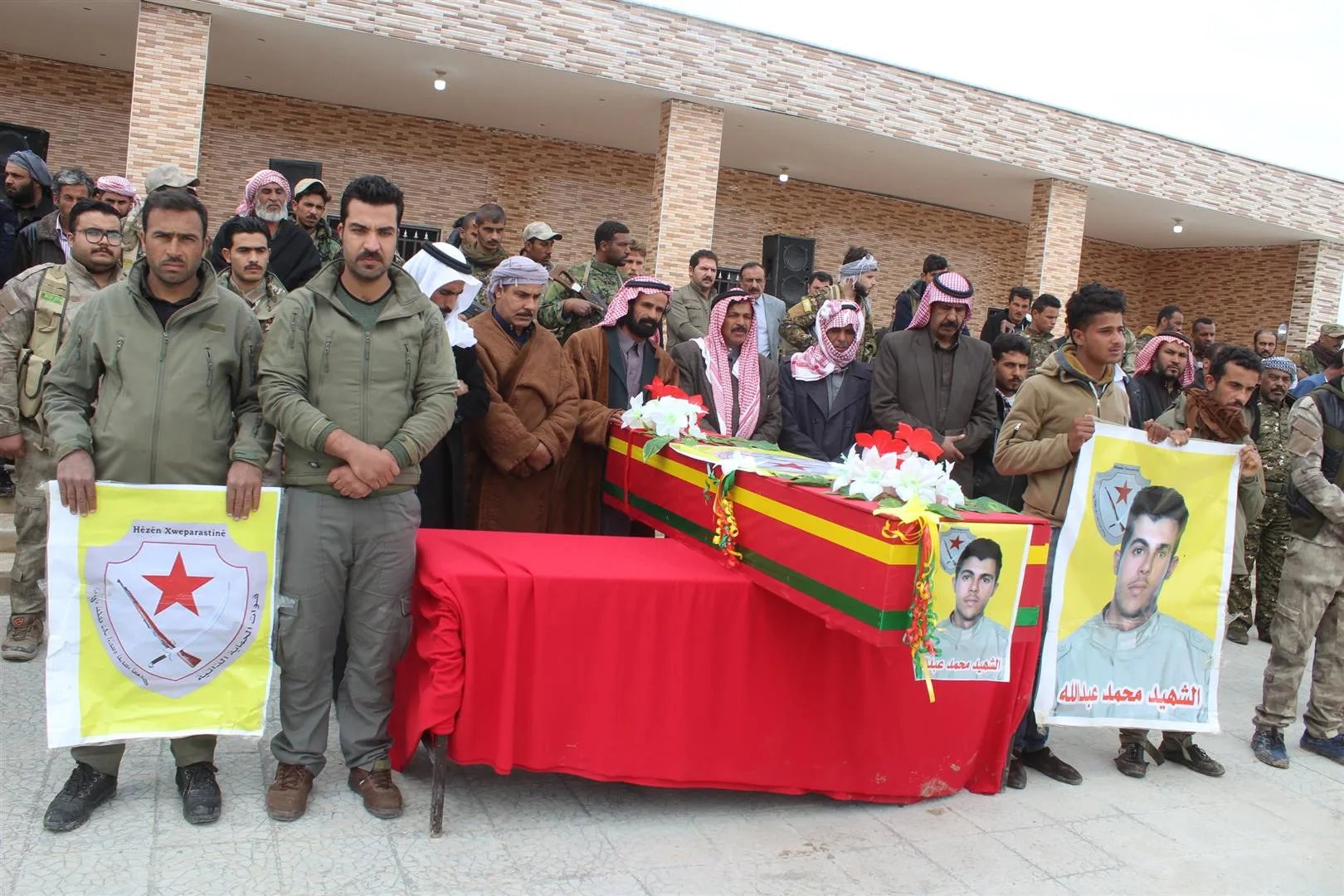 جثمان الشهيد محمد عبدالله وُري الثرى في تل كوجر