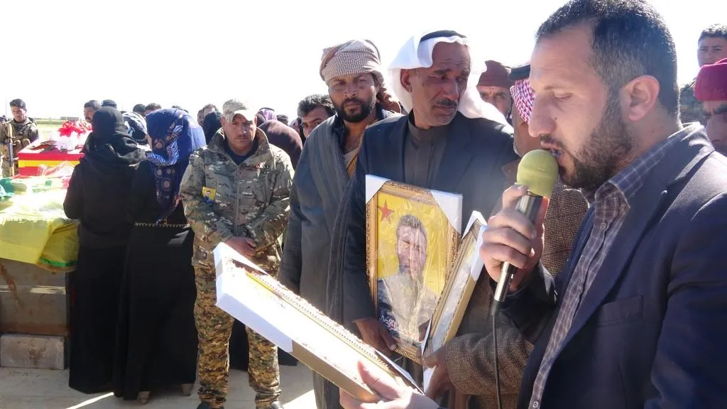 تراب تل حميس يحتضن جثماني المقاتلين خليل ومحمد