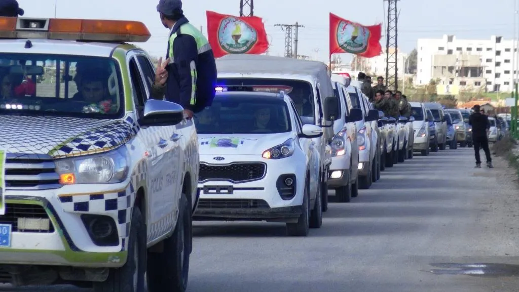 الطبقة تودع شهيدين من قوات سوريا الديمقراطية إلى مثواهما الأخير