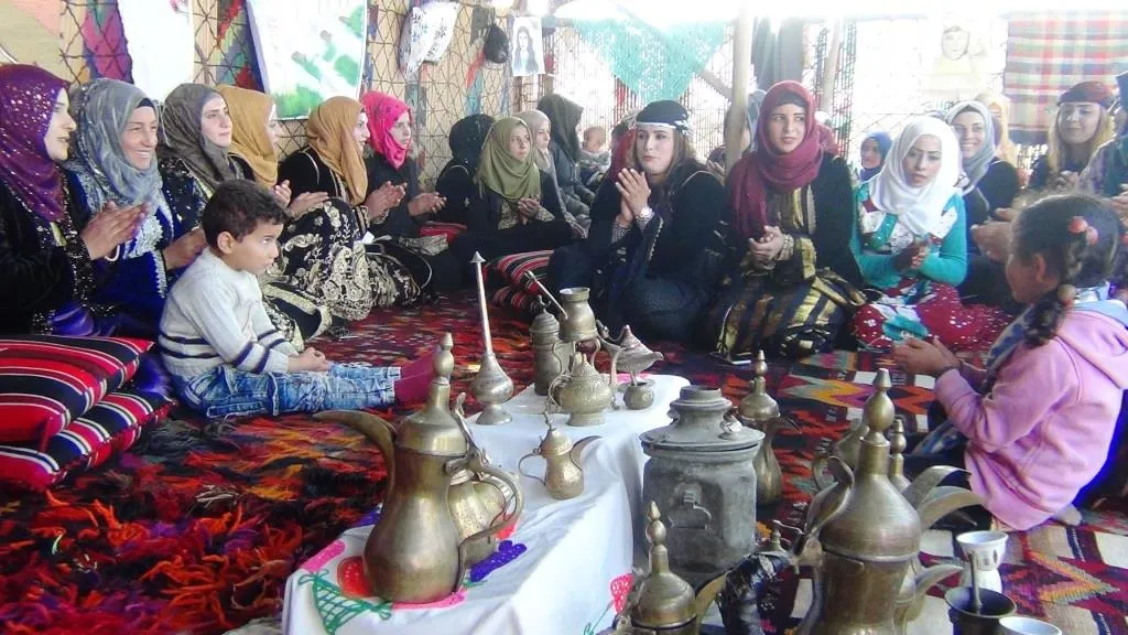 نساء دير الزور يحتفلن بيوم المرأة العالمي ويحيين مقاومة ليلى كوفن