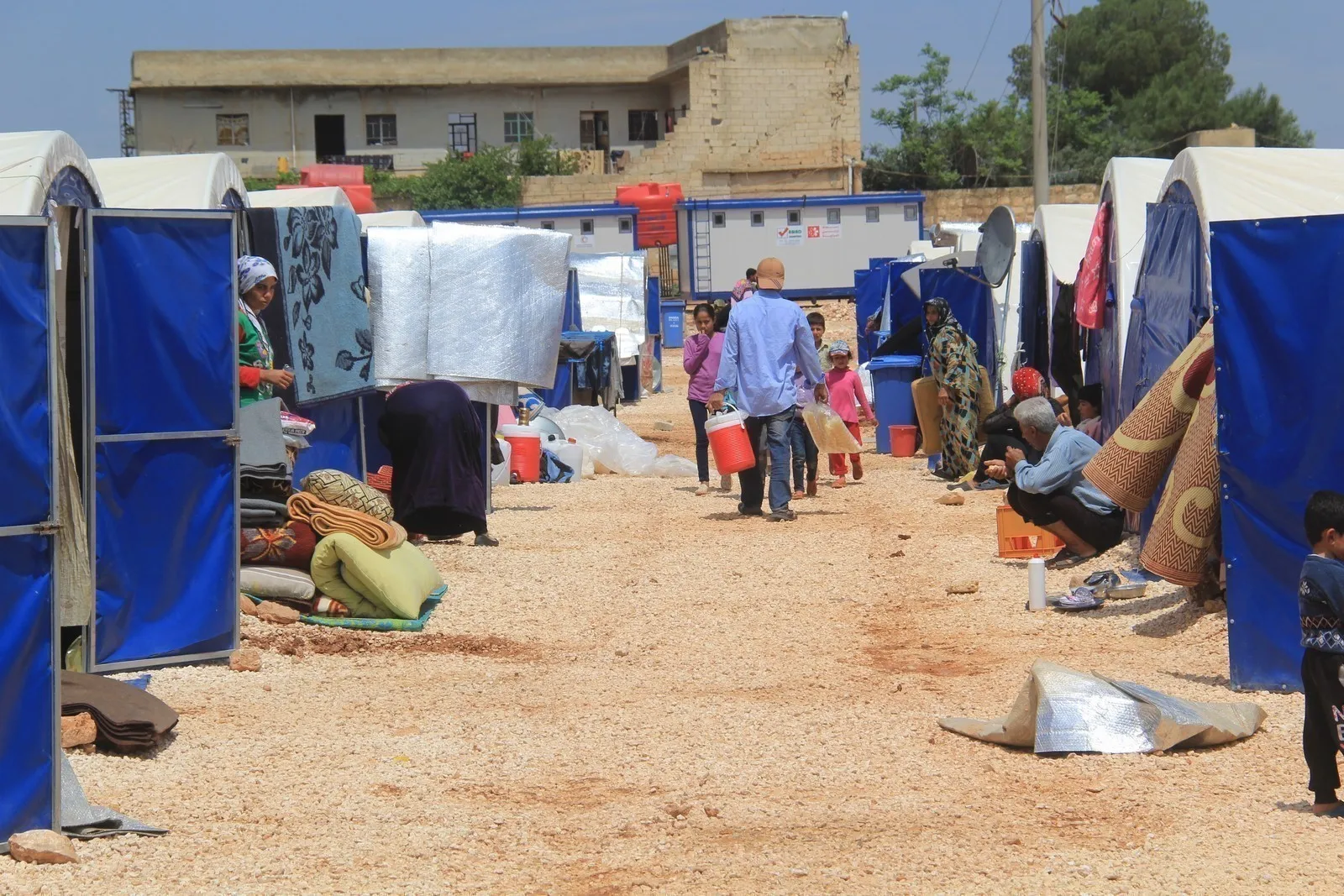 مخيم برخُدان عام على إنشائه وما زالت المقاومة مستمرة