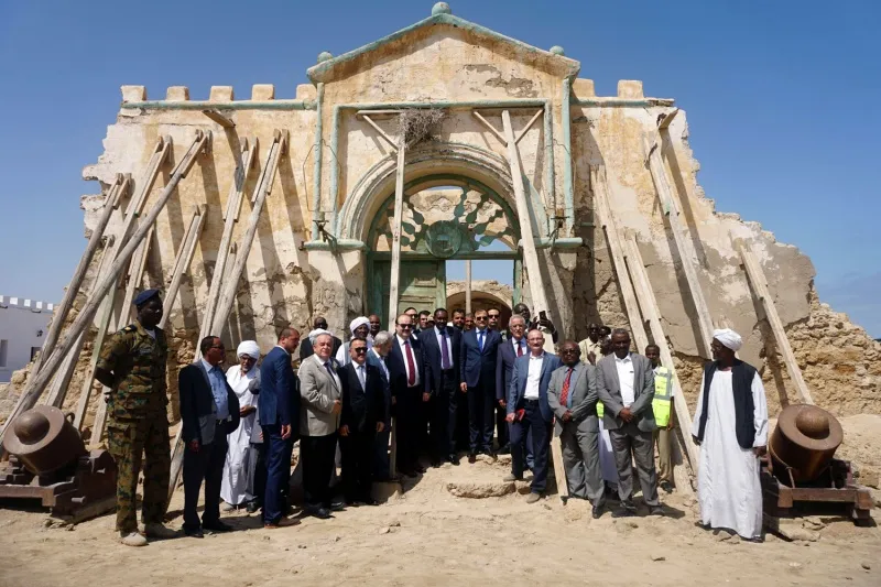البرهان: السواكن سودانية ولن نرضى بالتواجد الأجنبي العسكري