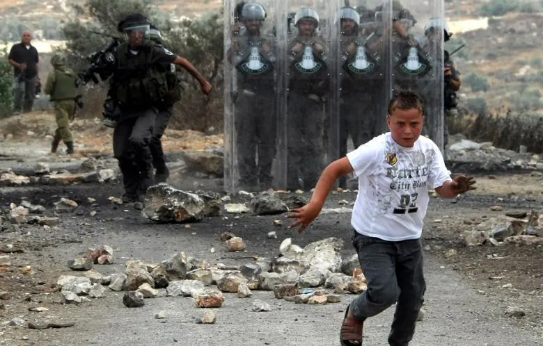 في يوم الطفل الفلسطيني: إسرائيل قتلت 11 طفلاً واعتقلت 250 آخرين منذ بداية العام الجاري