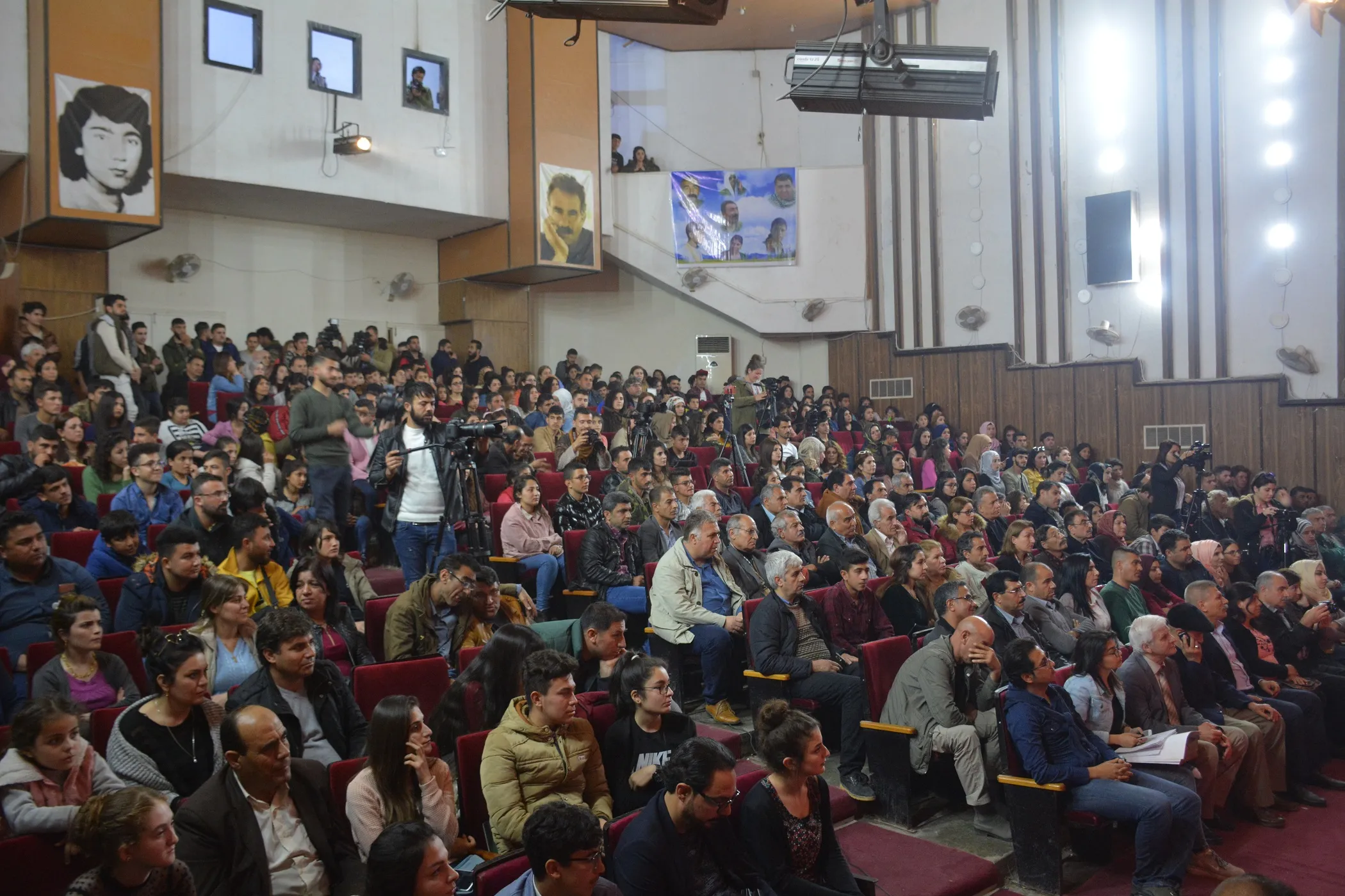 مسرحيات مهرجان الشهيد يكتا هركول الرابع تحاكي واقع المنطقة ومعاناتها