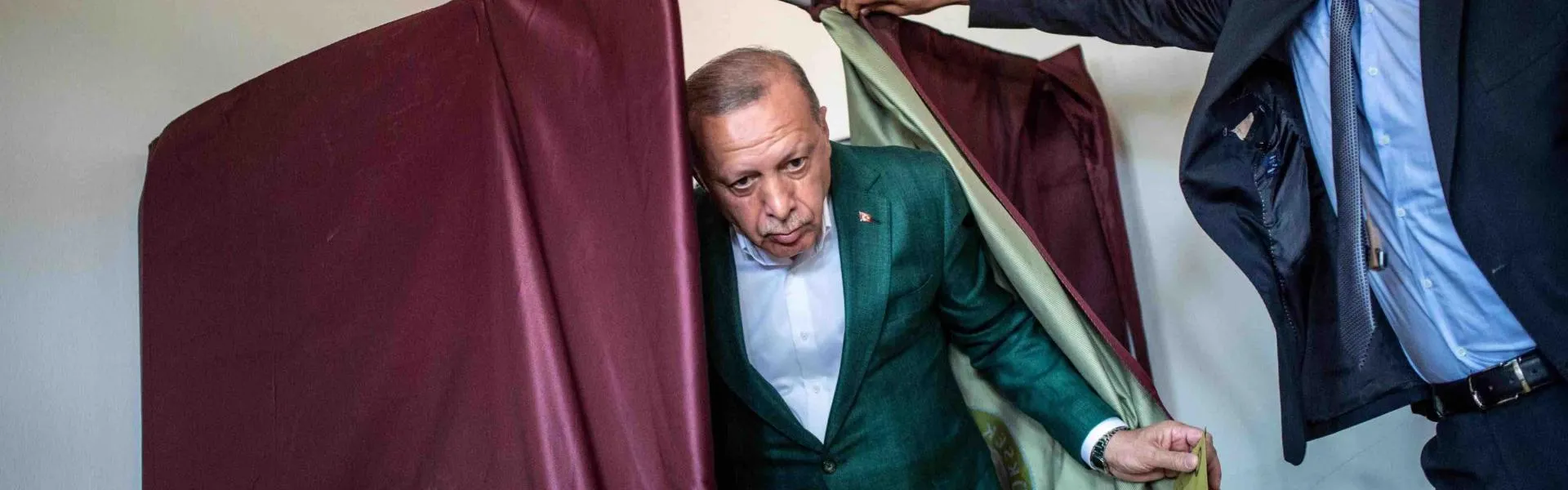 بلومبيرغ: على واشنطن منع أردوغان من اللعب بنتائج الانتخابات