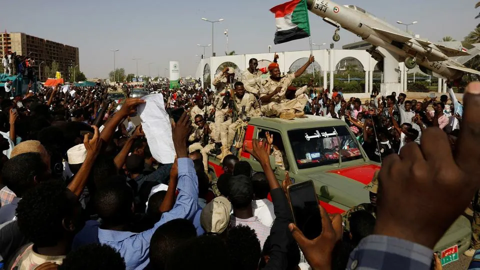 استمرار الاحتجاجات في السودان واجتماع اليوم لبحث توزيع الحصص