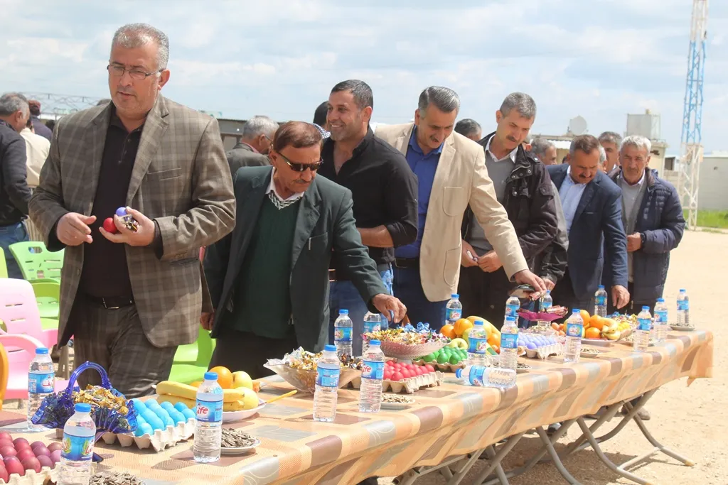 وسط أجواء النصر على داعش احتفالات في مقاطعة قامشلو بمناسبة الأربعاء الأحمر